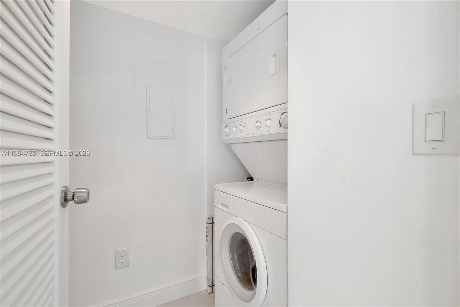 image Brickell Bay Club26