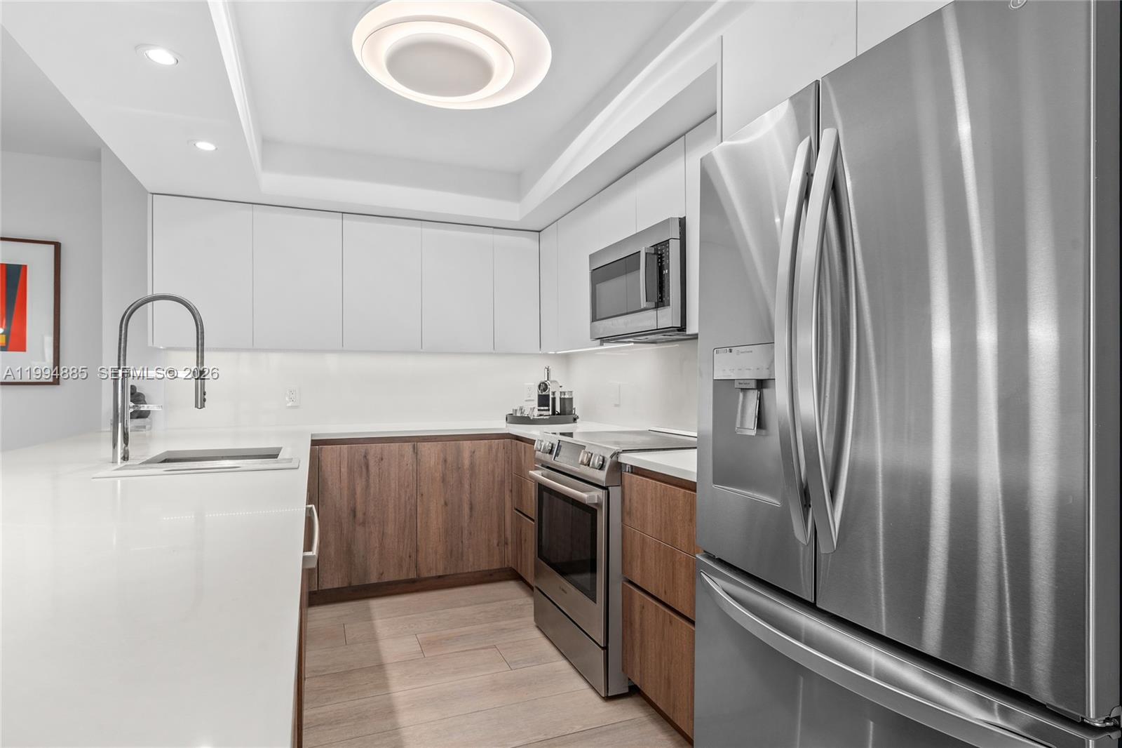 177 Ocean Ln Dr #812 Key Biscayne, FL 33149