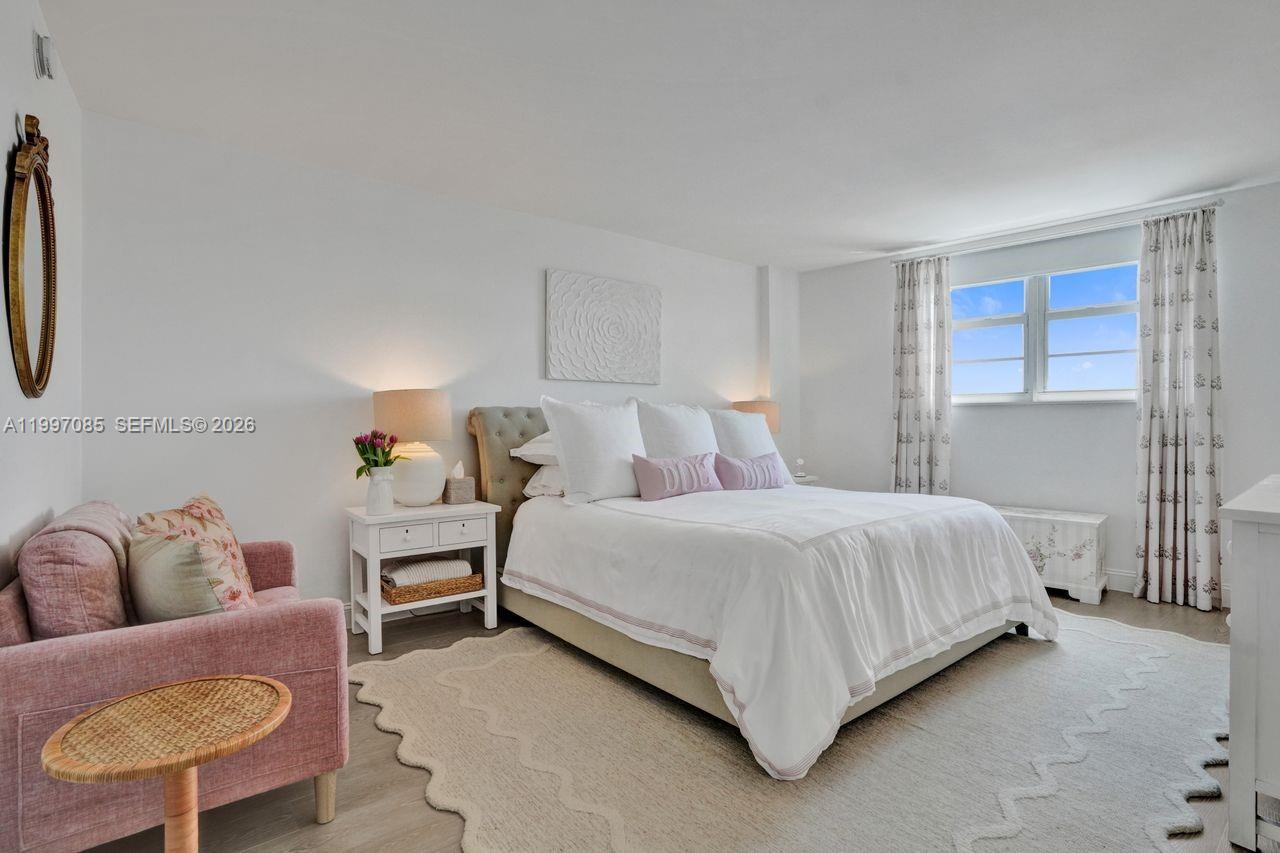 90 Edgewater Dr #625 Coral Gables, FL 33133
