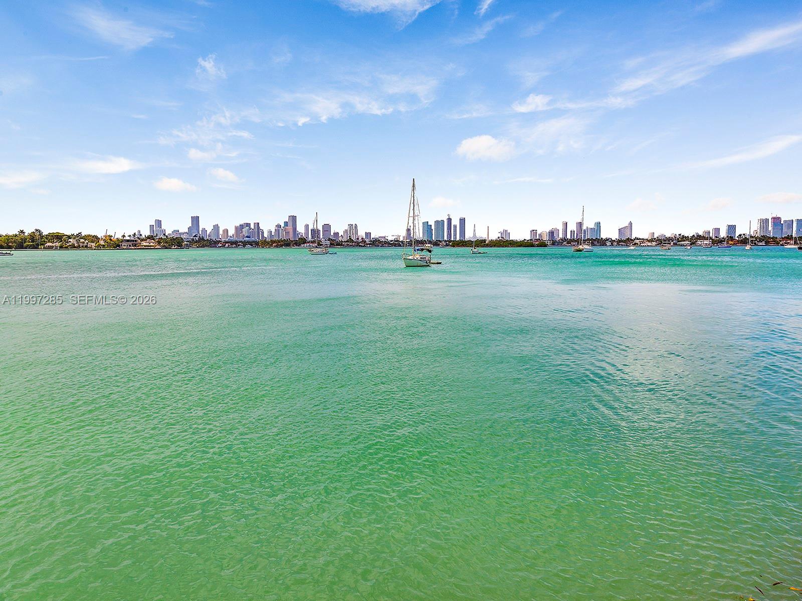 image The Waverly at South Beach14