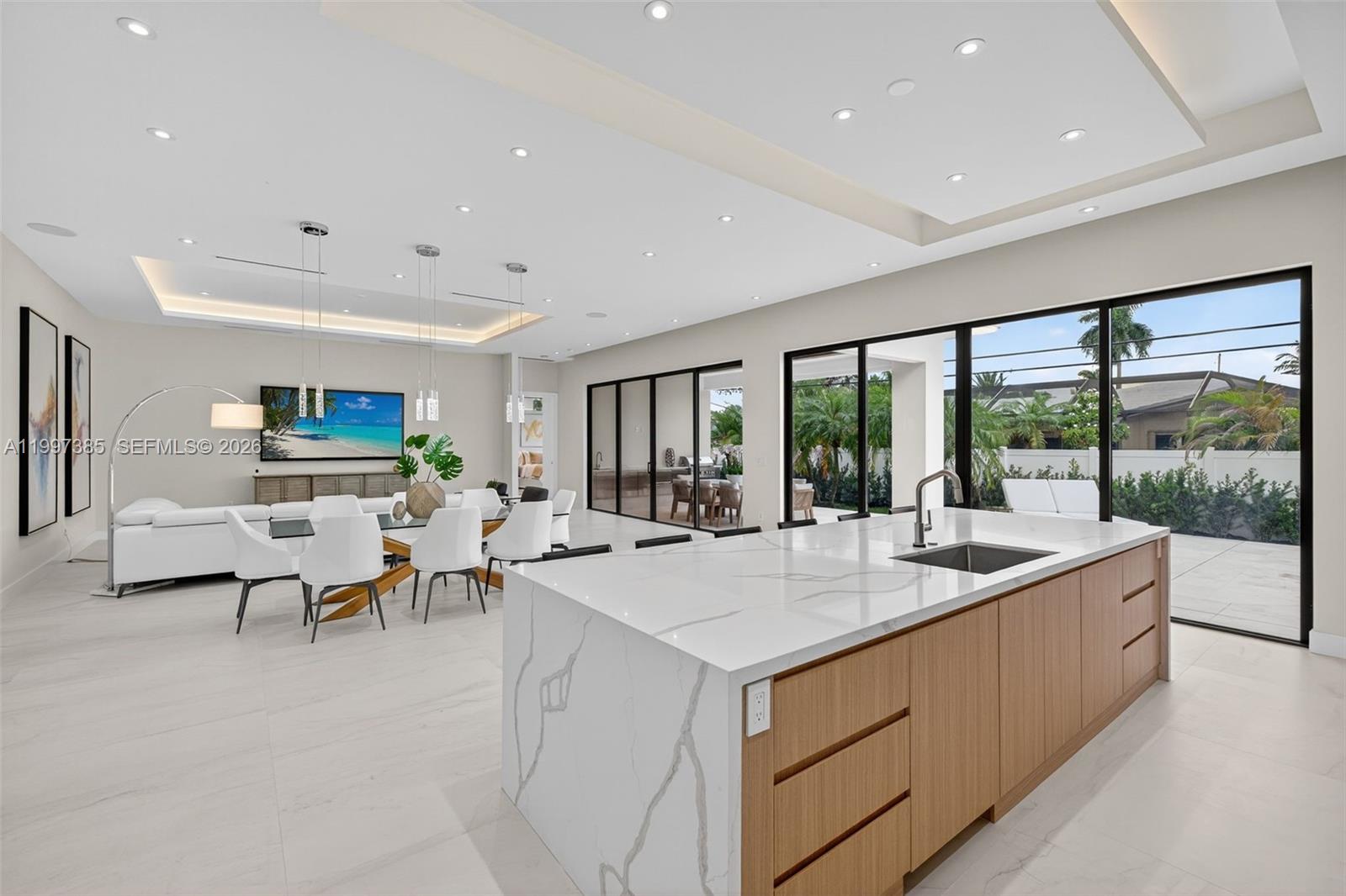 2757 NE 34th St Fort Lauderdale, FL 33306