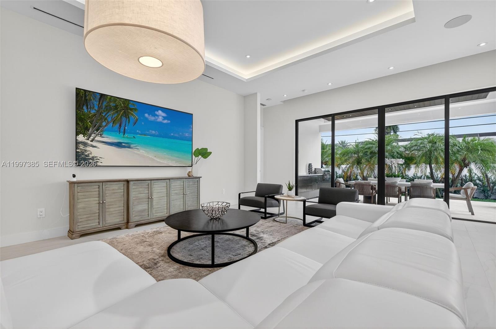 2757 NE 34th St Fort Lauderdale, FL 33306