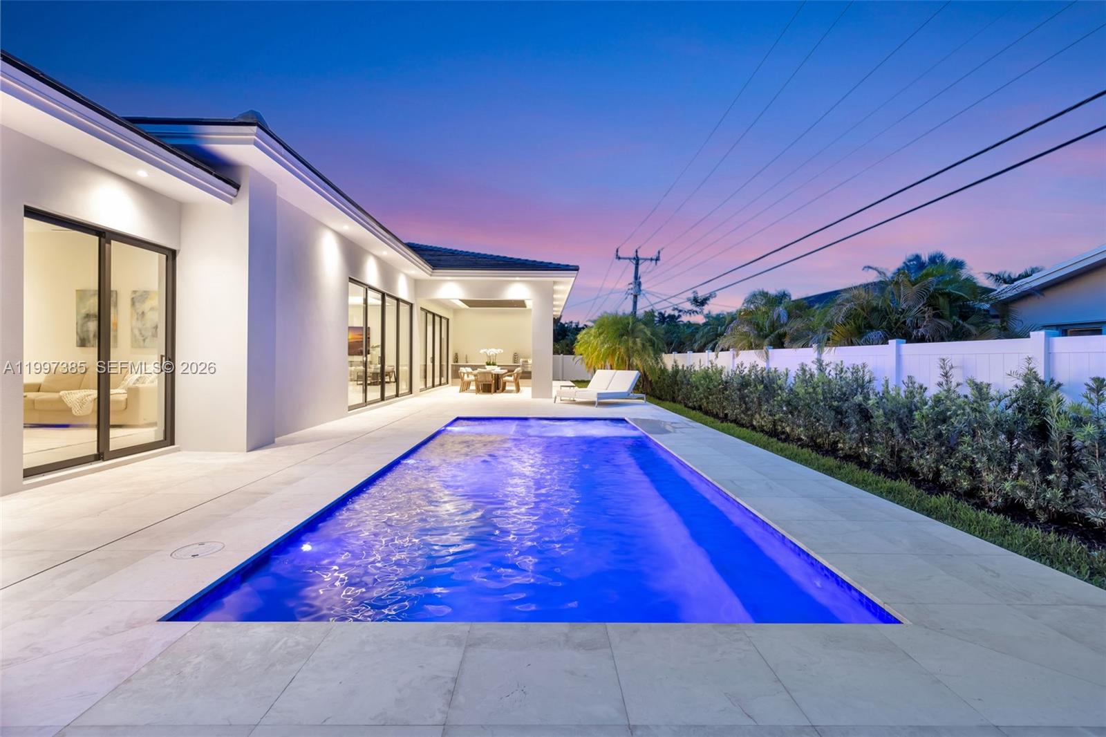 2757 NE 34th St Fort Lauderdale, FL 33306