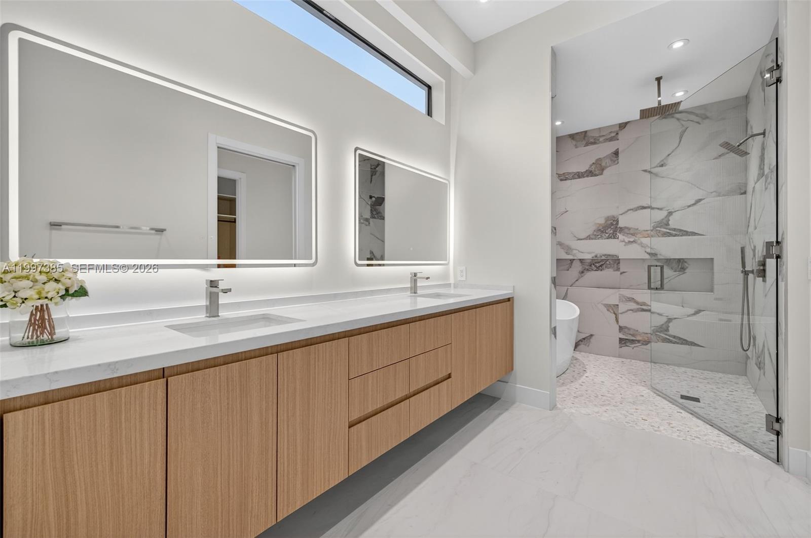 2757 NE 34th St Fort Lauderdale, FL 33306