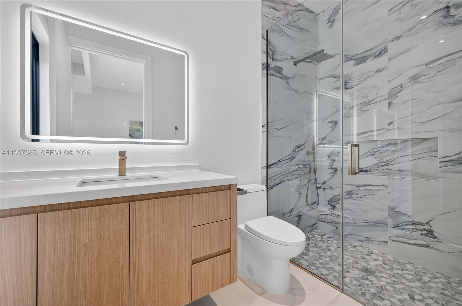 2757 NE 34th St Fort Lauderdale, FL 33306