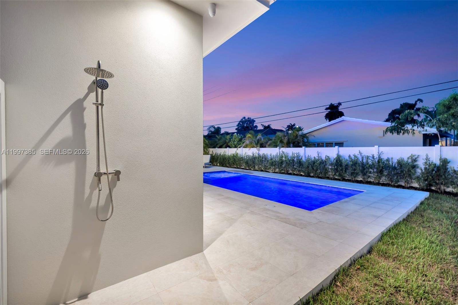 2757 NE 34th St Fort Lauderdale, FL 33306