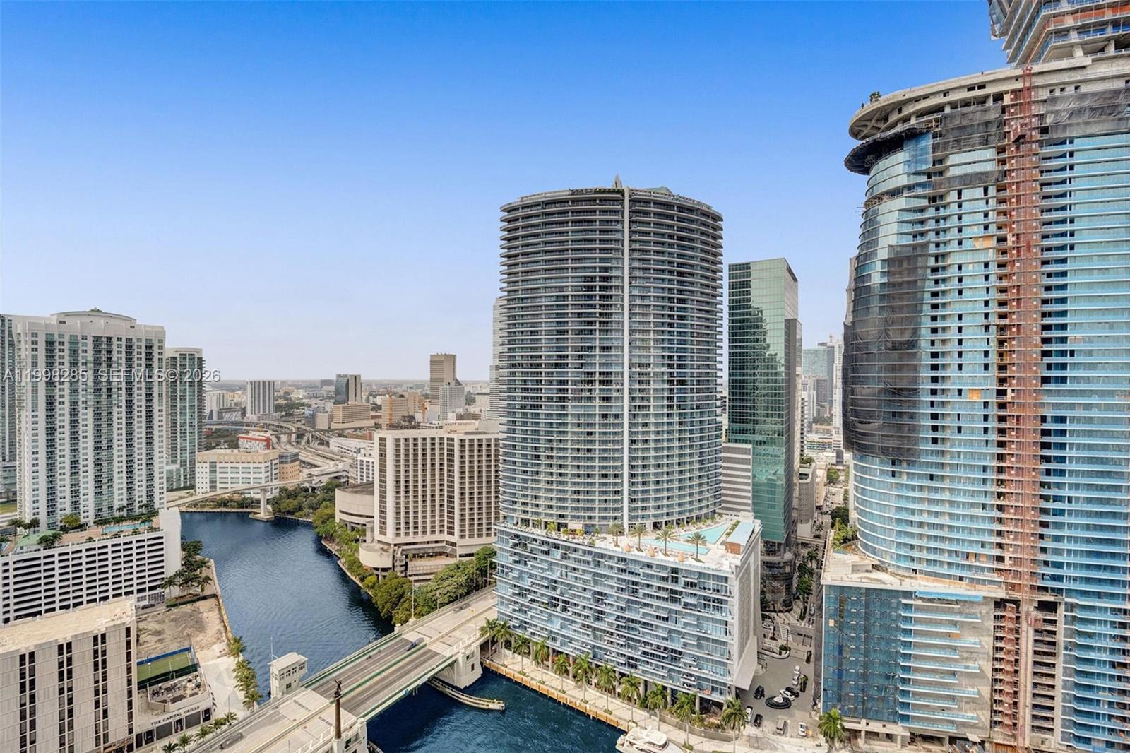 image Icon Brickell I14