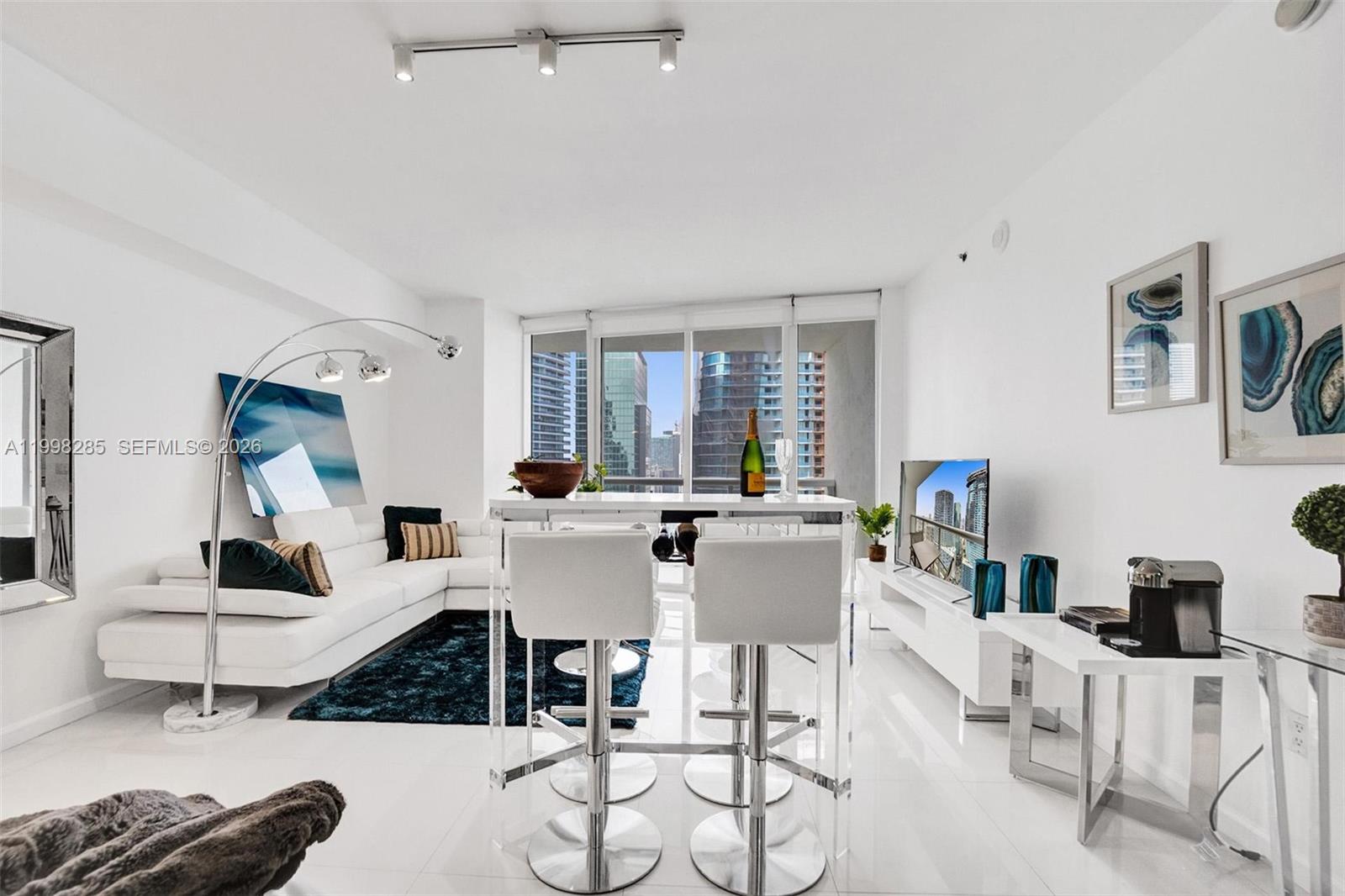 image Icon Brickell I1