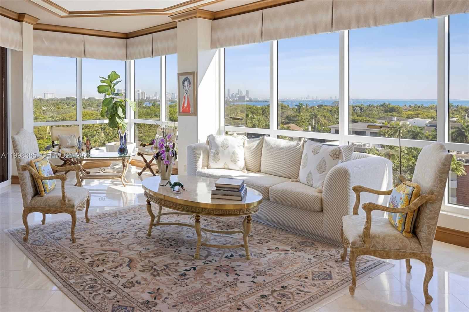 10 Edgewater Dr #7G Coral Gables, FL 33133