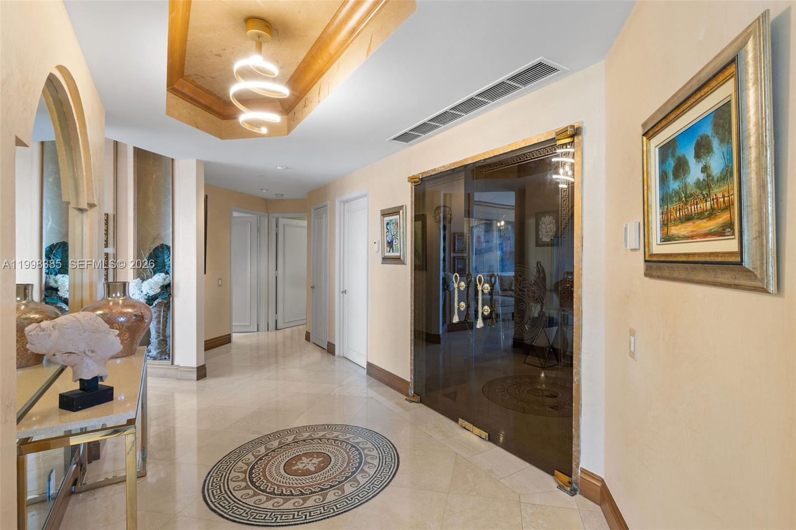 10 Edgewater Dr #7G Coral Gables, FL 33133