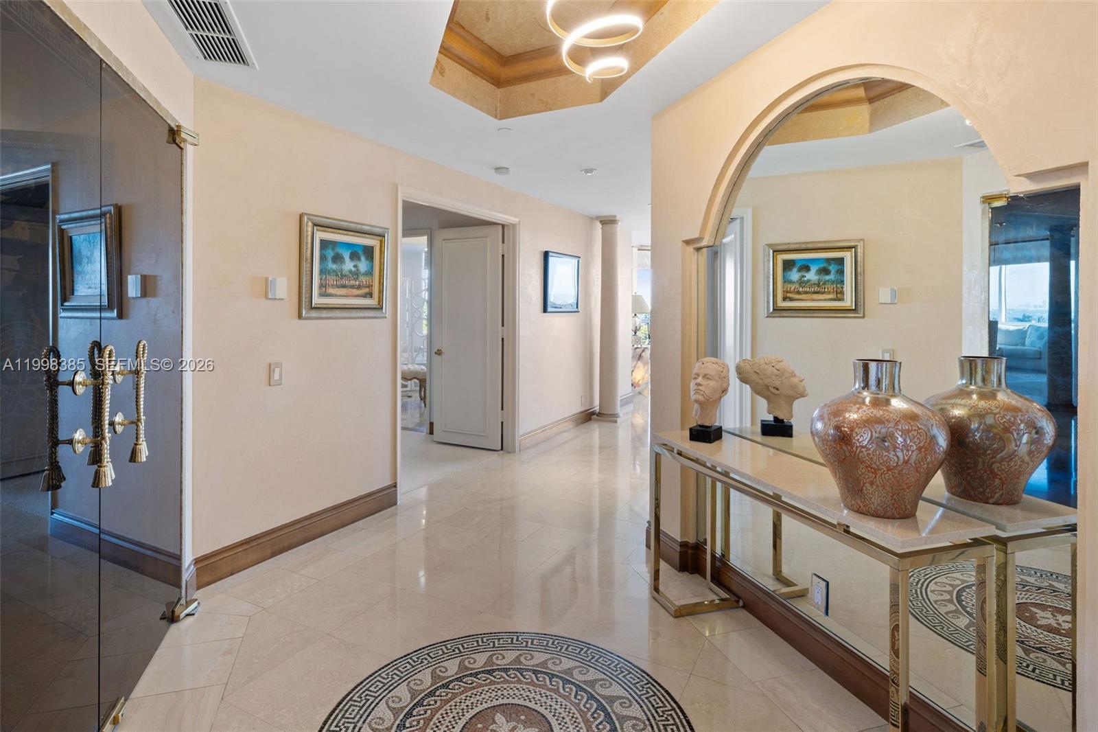 10 Edgewater Dr #7G Coral Gables, FL 33133