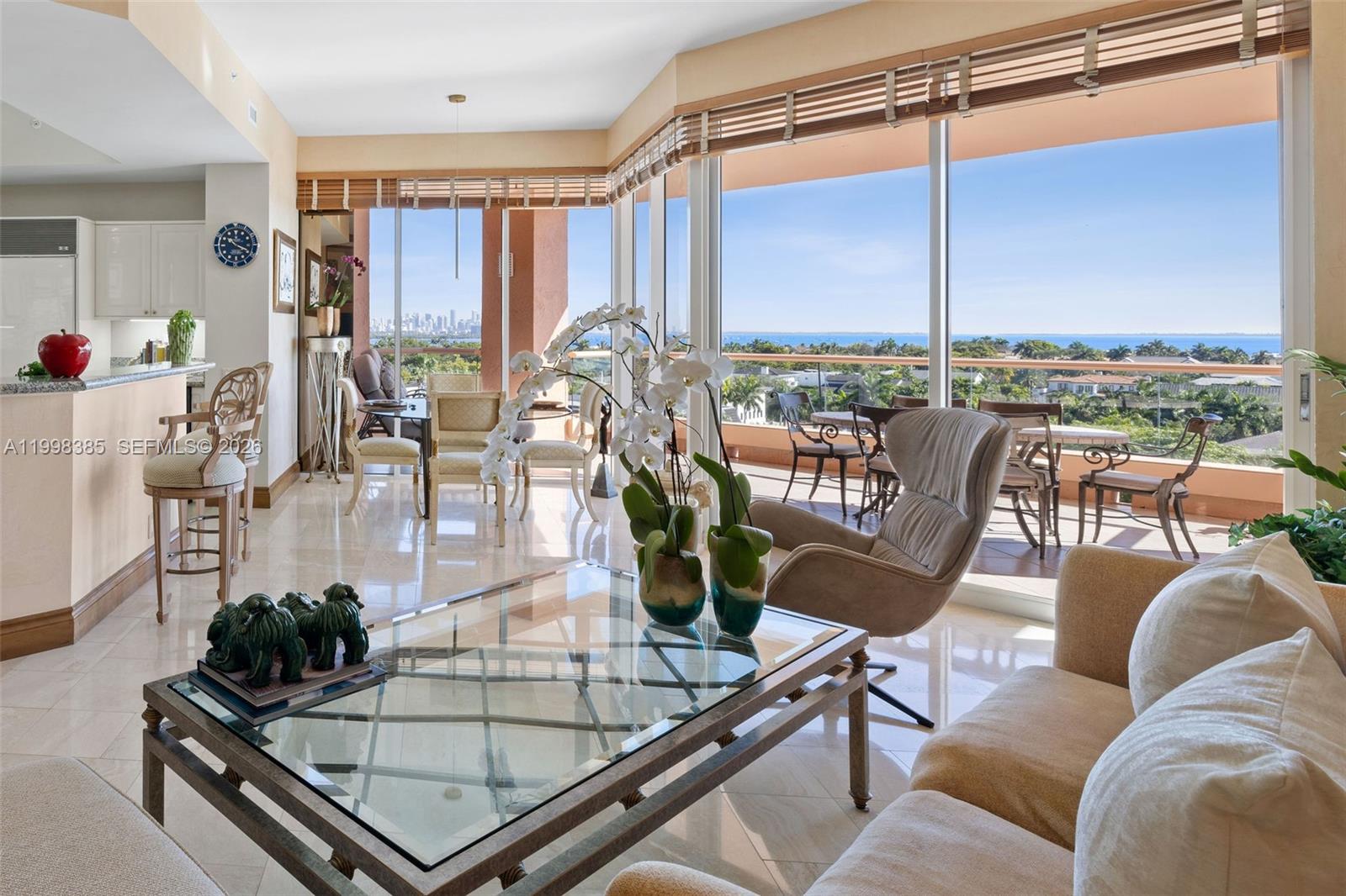 10 Edgewater Dr #7G Coral Gables, FL 33133