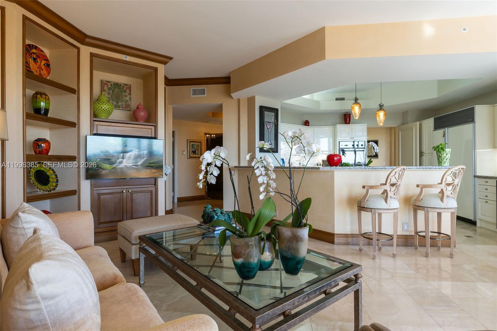 10 Edgewater Dr #7G Coral Gables, FL 33133