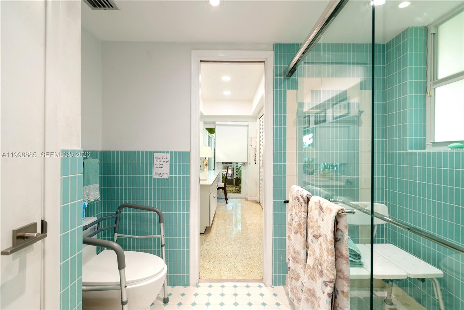 11490 SW 72nd Ct Pinecrest, FL 33156