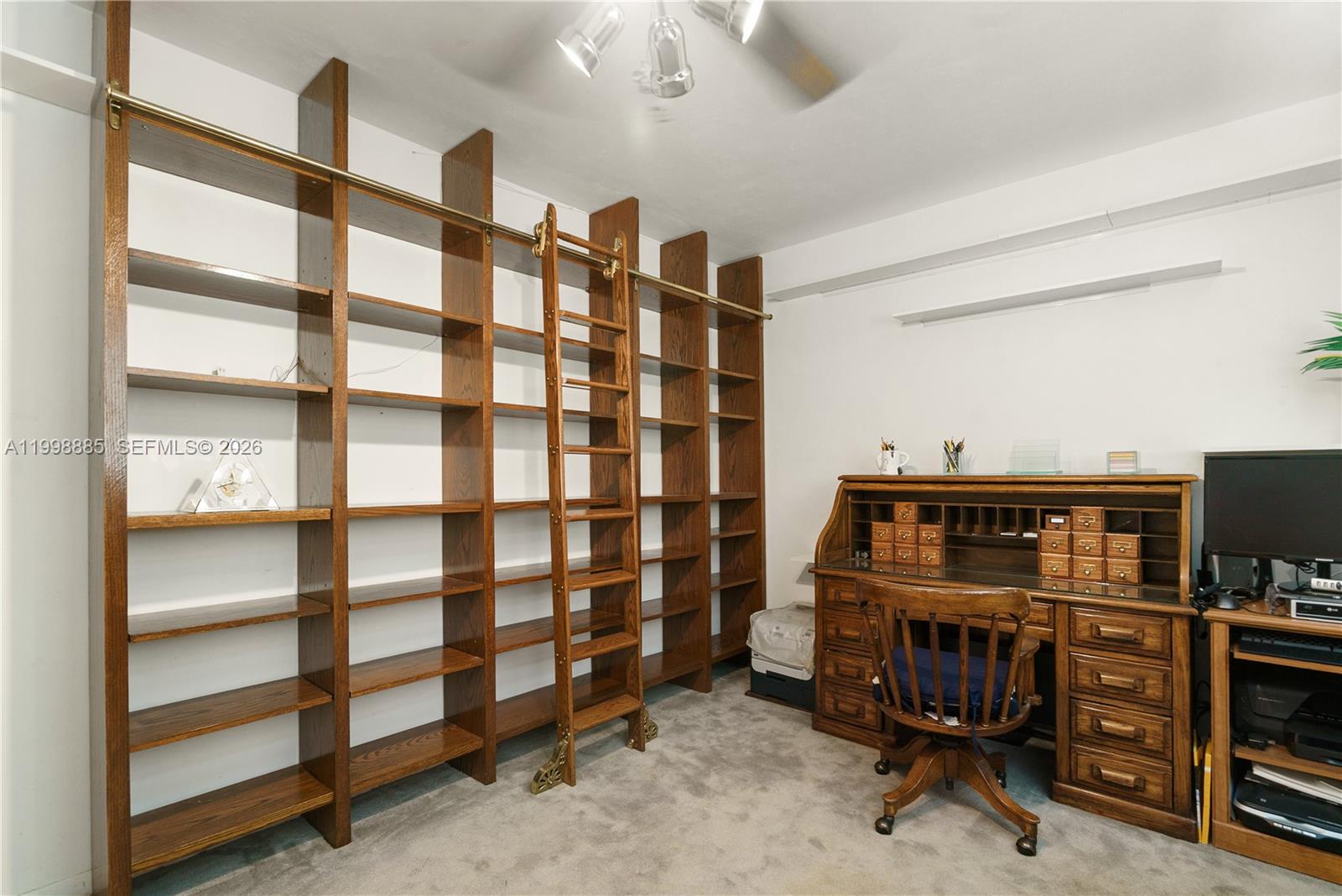 11490 SW 72nd Ct Pinecrest, FL 33156