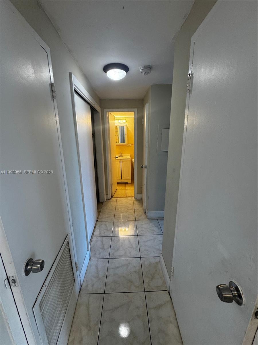 7545 E Treasure Dr #9K North Bay Village, FL 33141