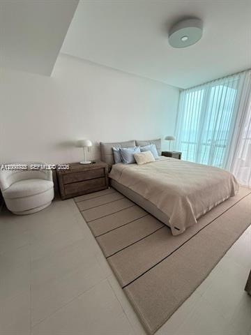 17121 Collins Ave #1207 Sunny Isles Beach, FL 33160