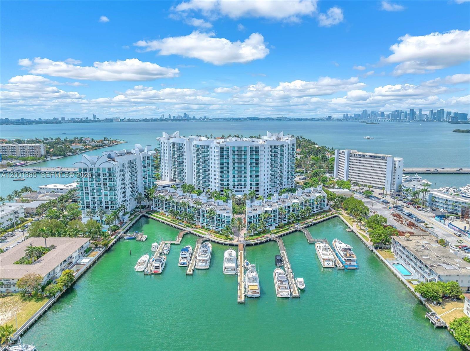 7900 Harbor Is Dr #1101
