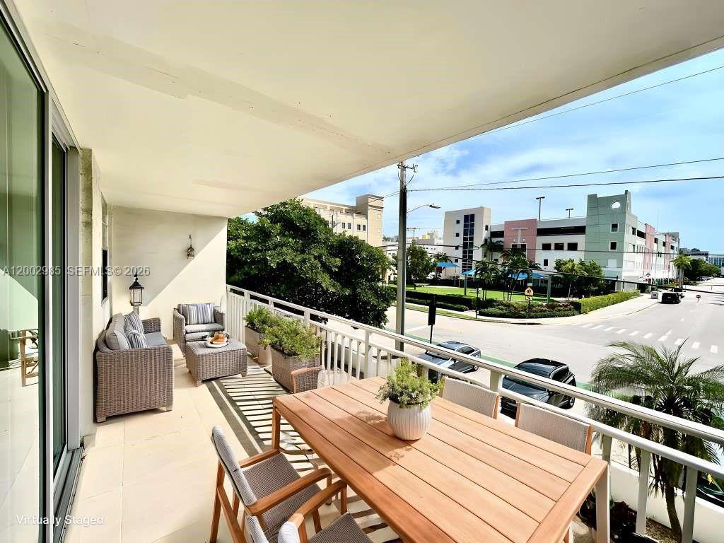 9500 W Bay Hbr Dr #2G