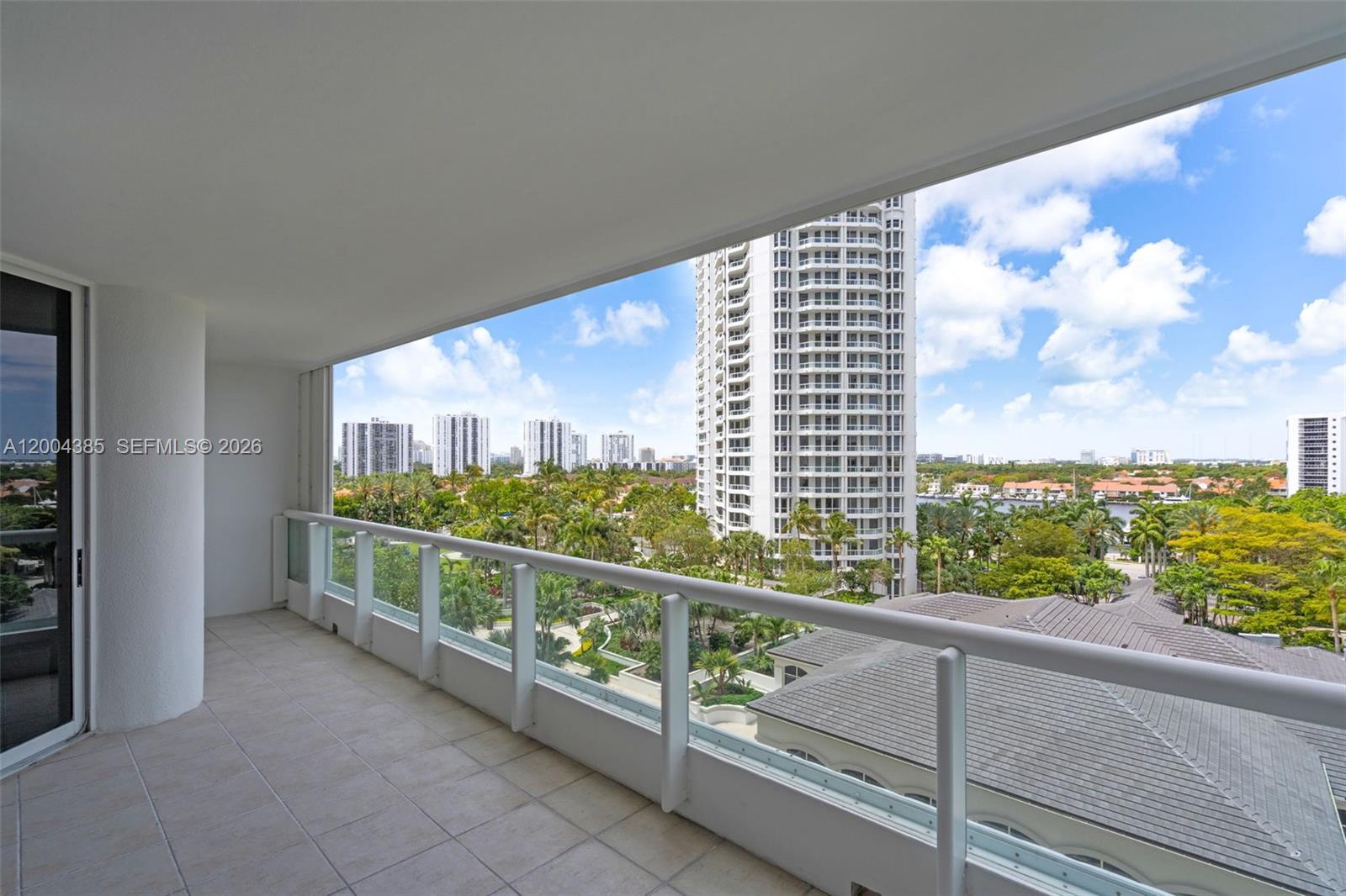 21150 E Point Pl #904 Aventura, FL 33180