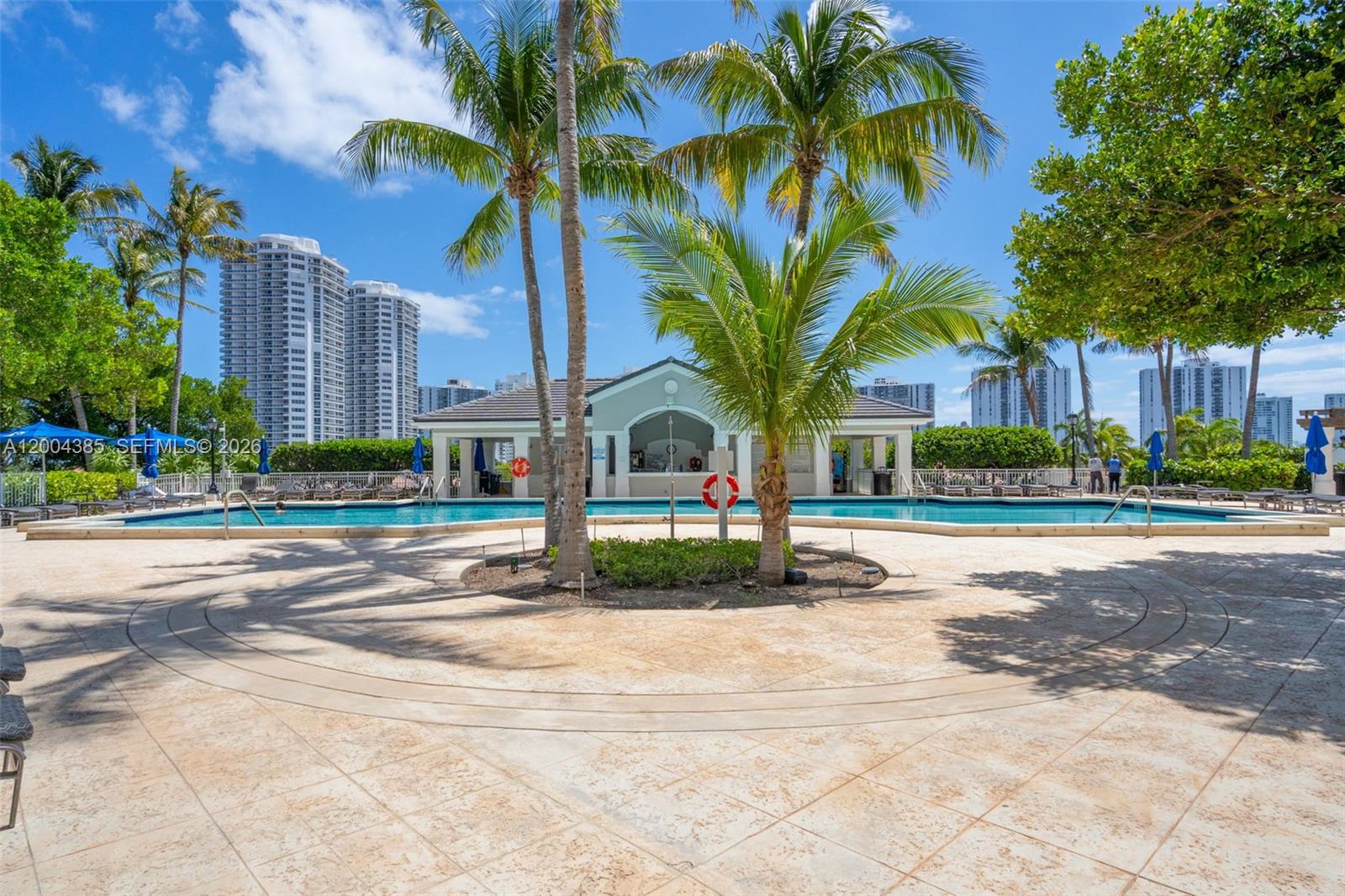 21150 E Point Pl #904 Aventura, FL 33180