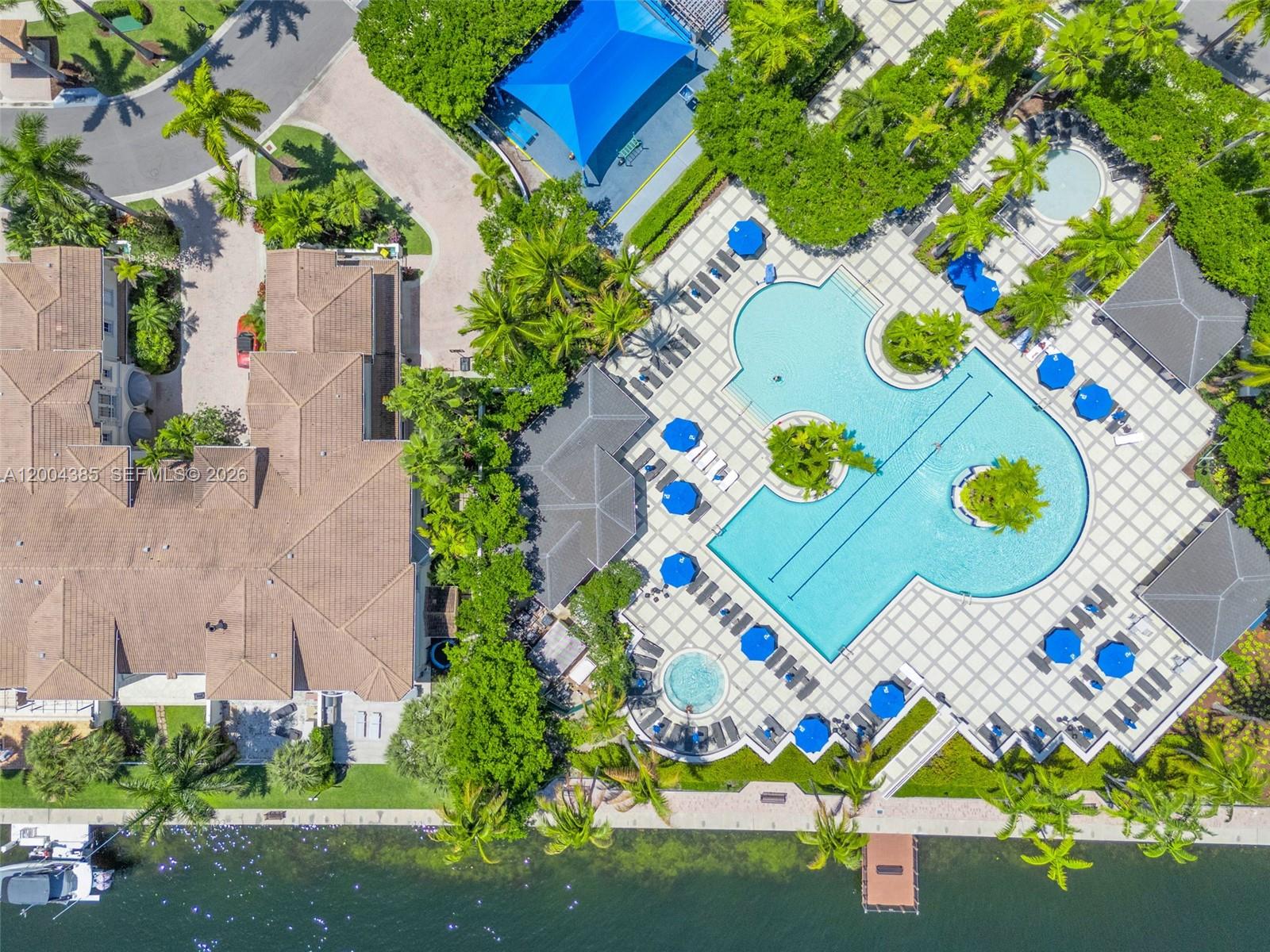 21150 E Point Pl #904 Aventura, FL 33180