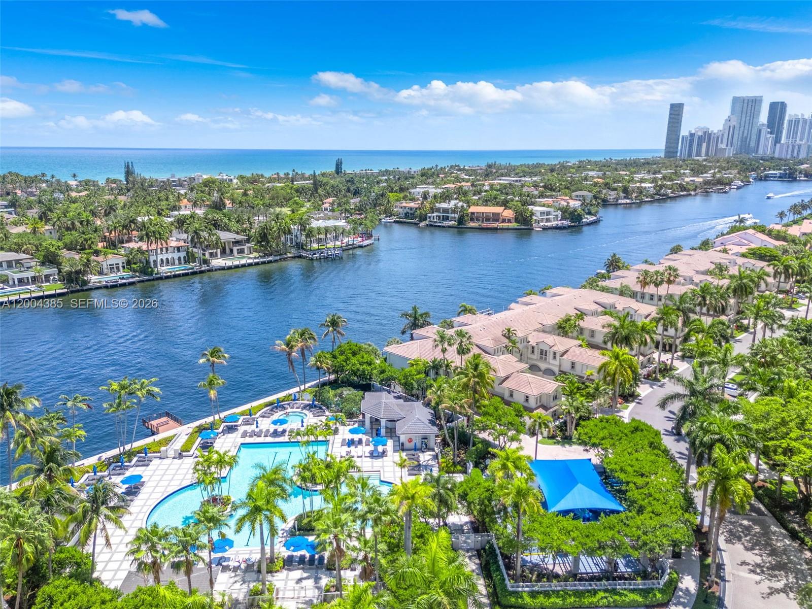 21150 E Point Pl #904 Aventura, FL 33180