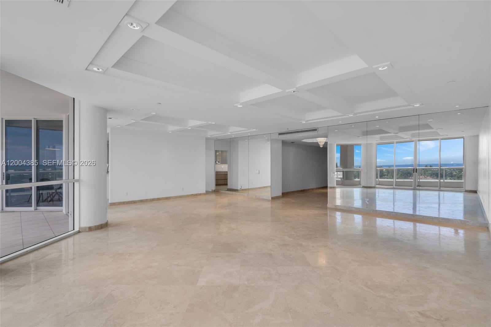 21150 E Point Pl #904 Aventura, FL 33180