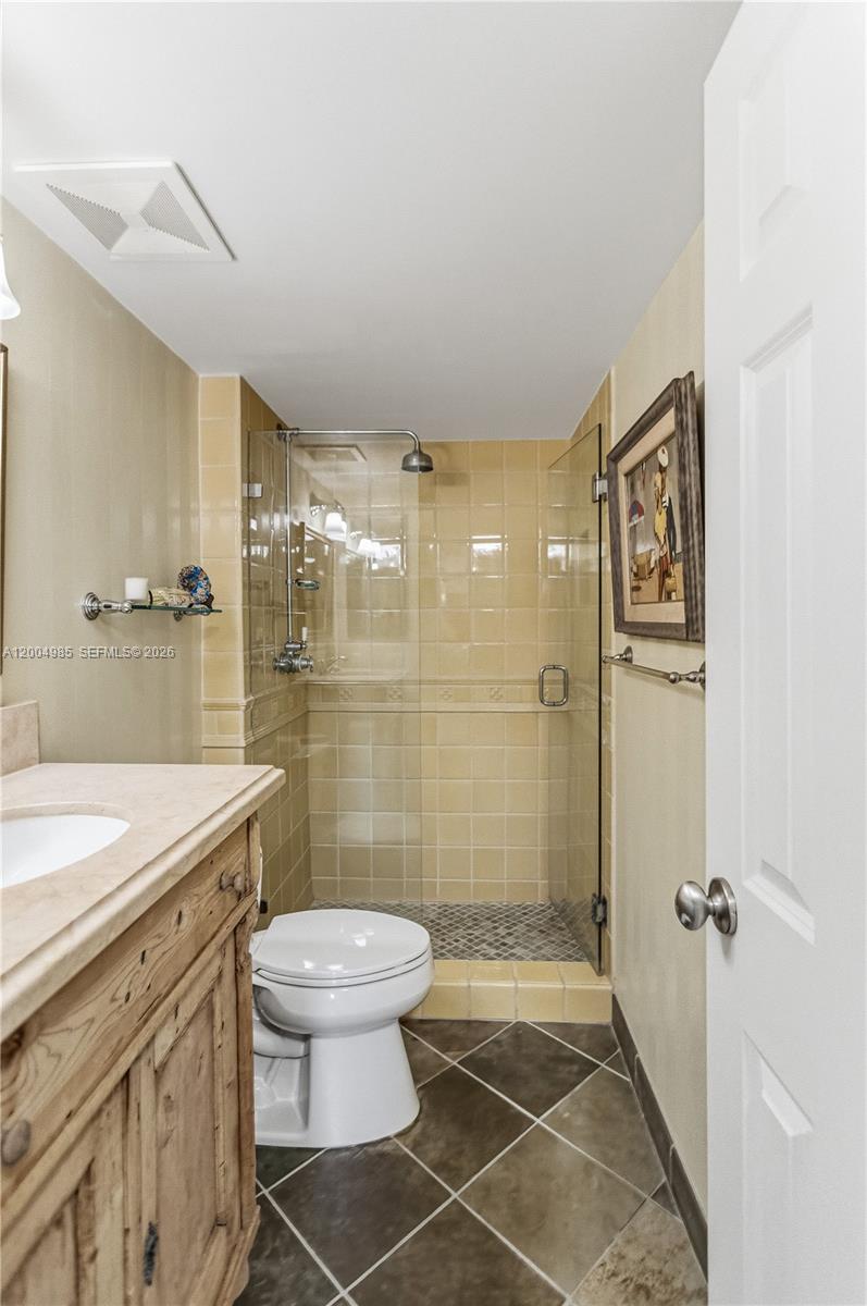 3101 NE 47th Ct #403 Fort Lauderdale, FL 33308