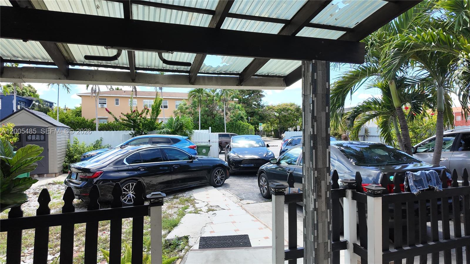 1410 SW 22nd Ave Miami, FL 33145