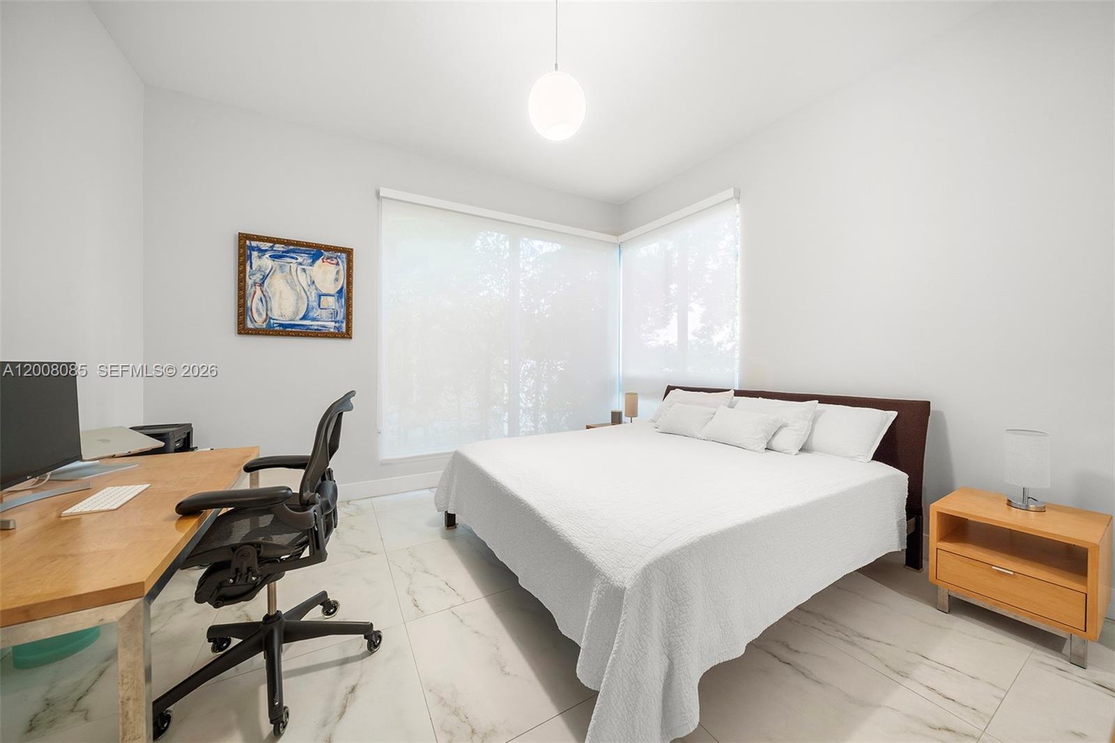 545 SW 11th St #208 Miami, FL 33129
