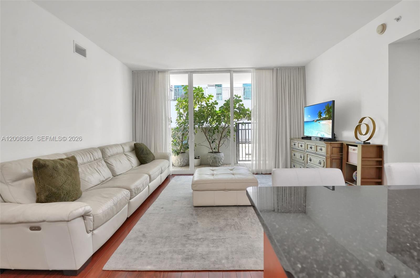 4100 Salzedo St #411 Coral Gables, FL 33146