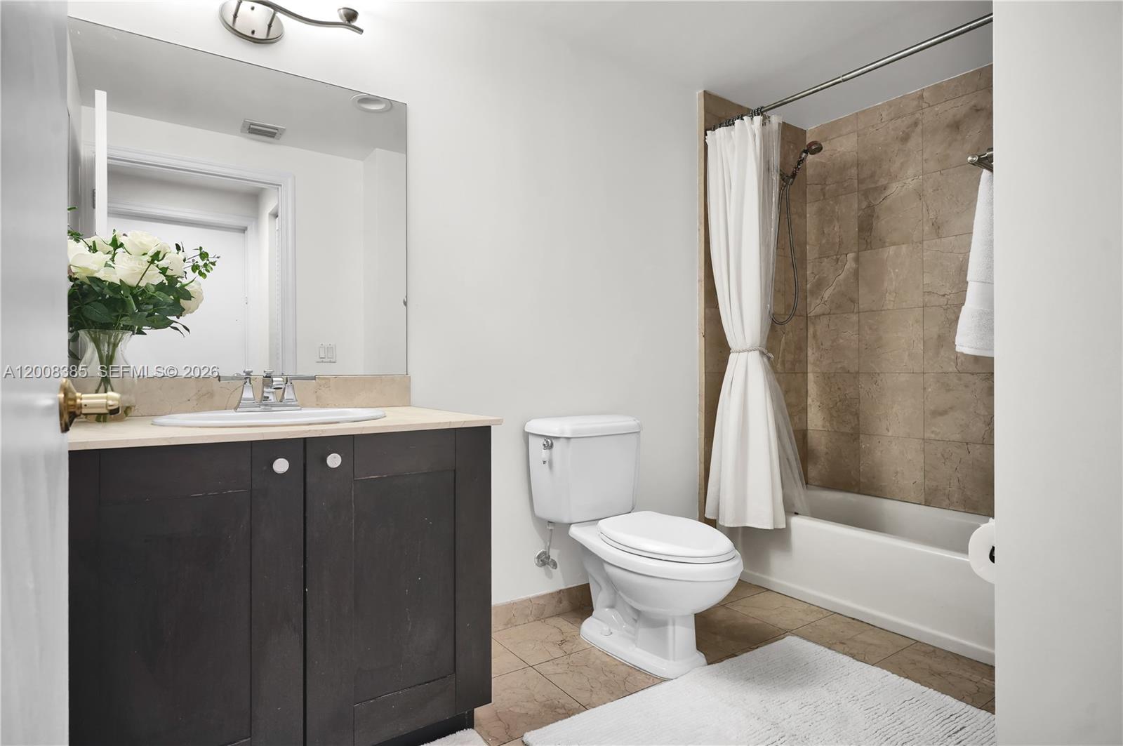 4100 Salzedo St #411 Coral Gables, FL 33146