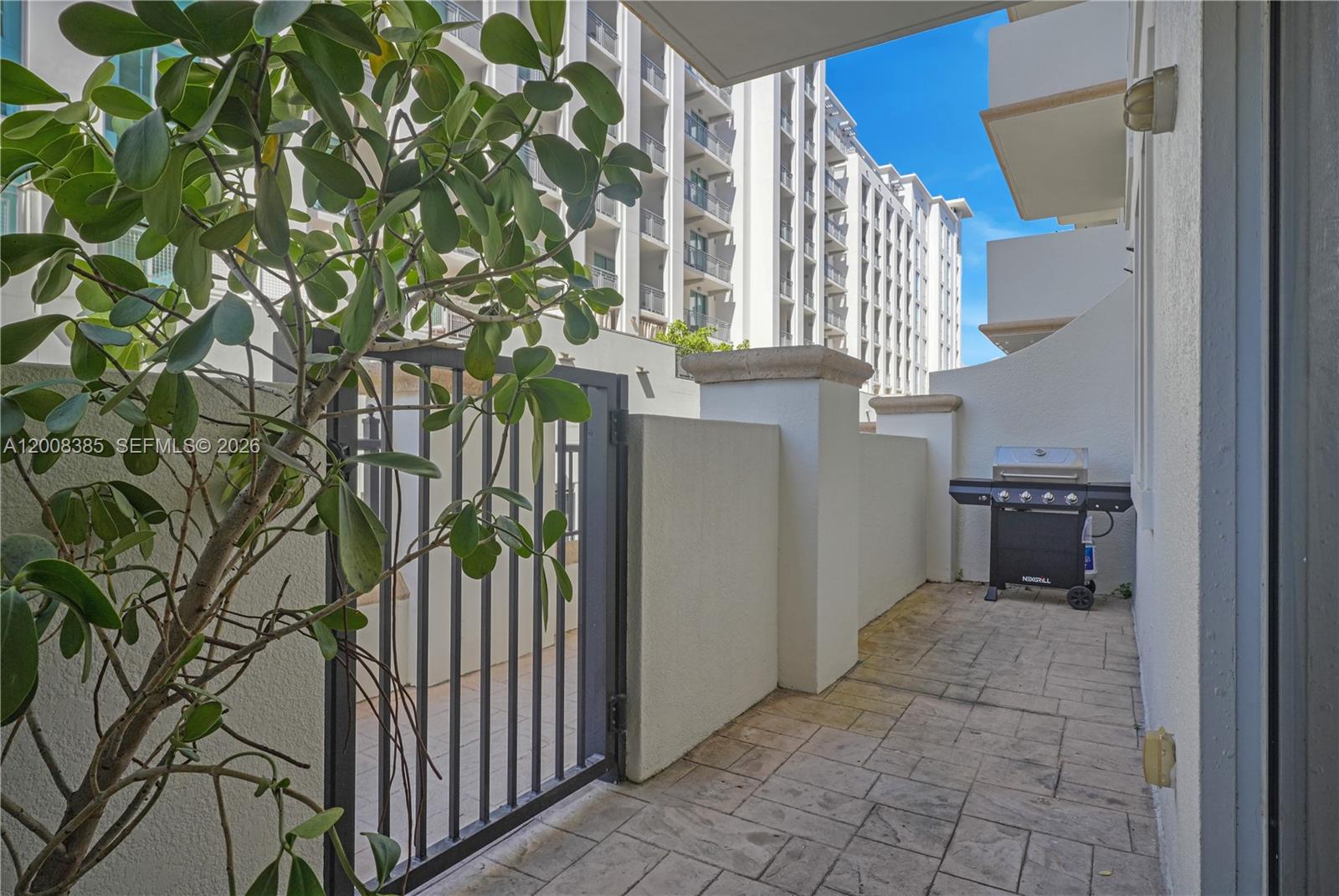 4100 Salzedo St #411 Coral Gables, FL 33146