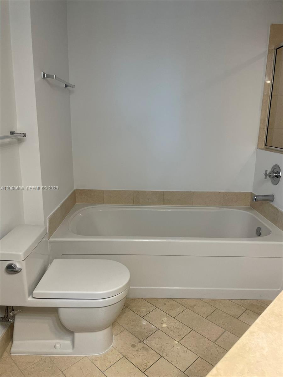 image Axis on Brickell South9