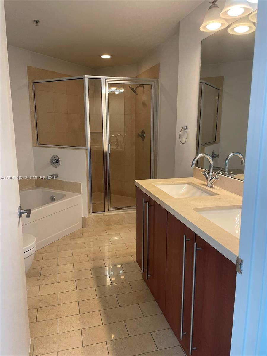 image Axis on Brickell South10