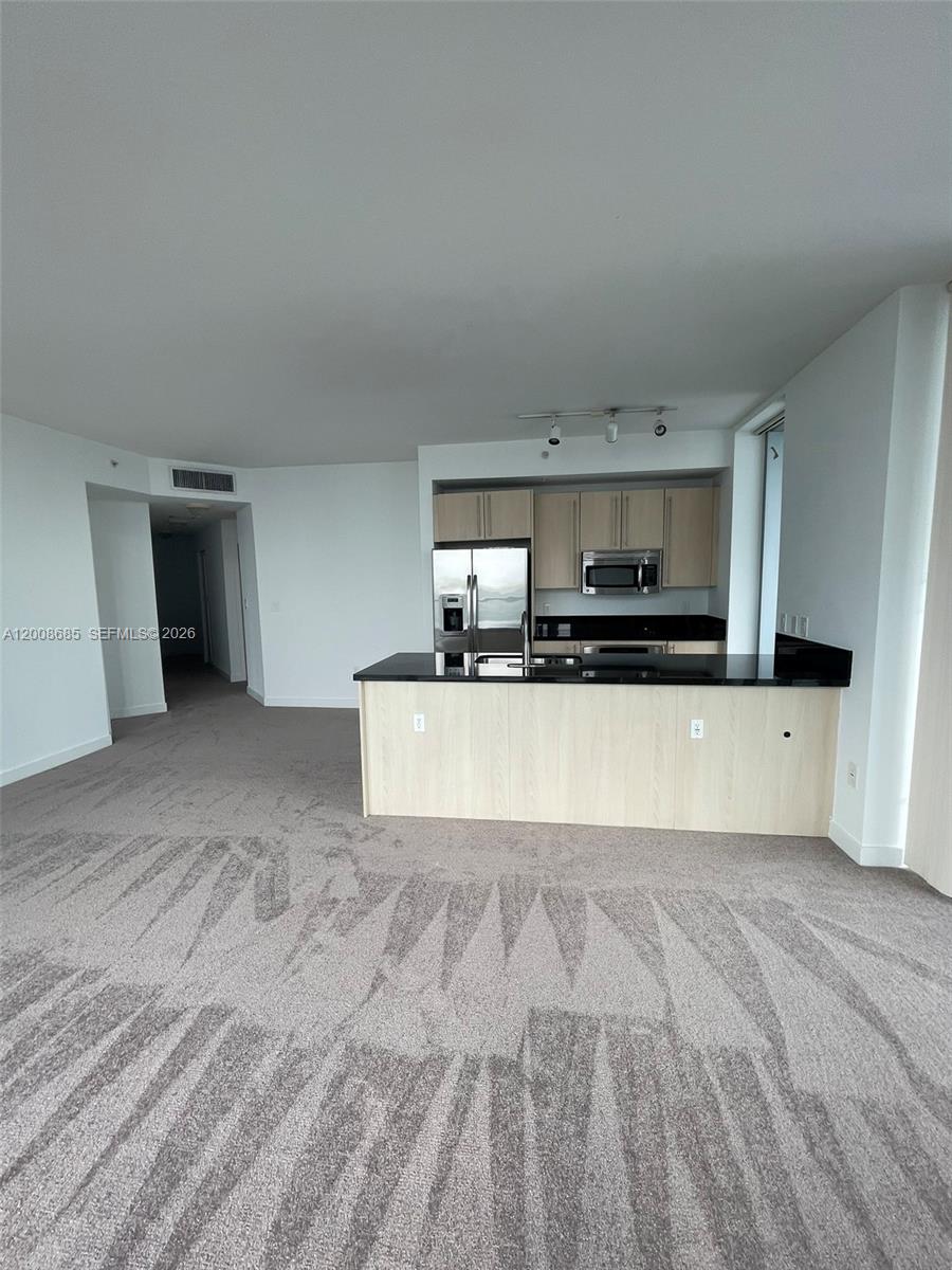image Axis on Brickell South3