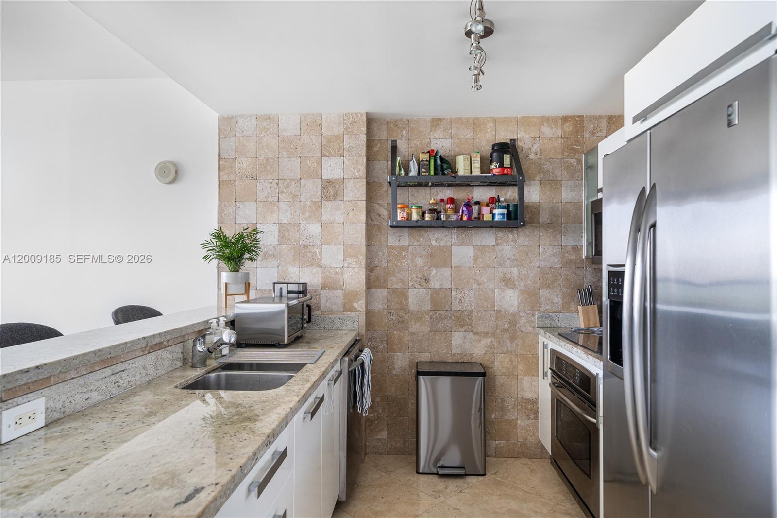 601 NE 36th St #2908 Miami, FL 33137