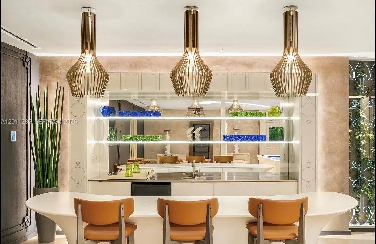 1000 Brickell Plz #4301 Miami, FL 33131