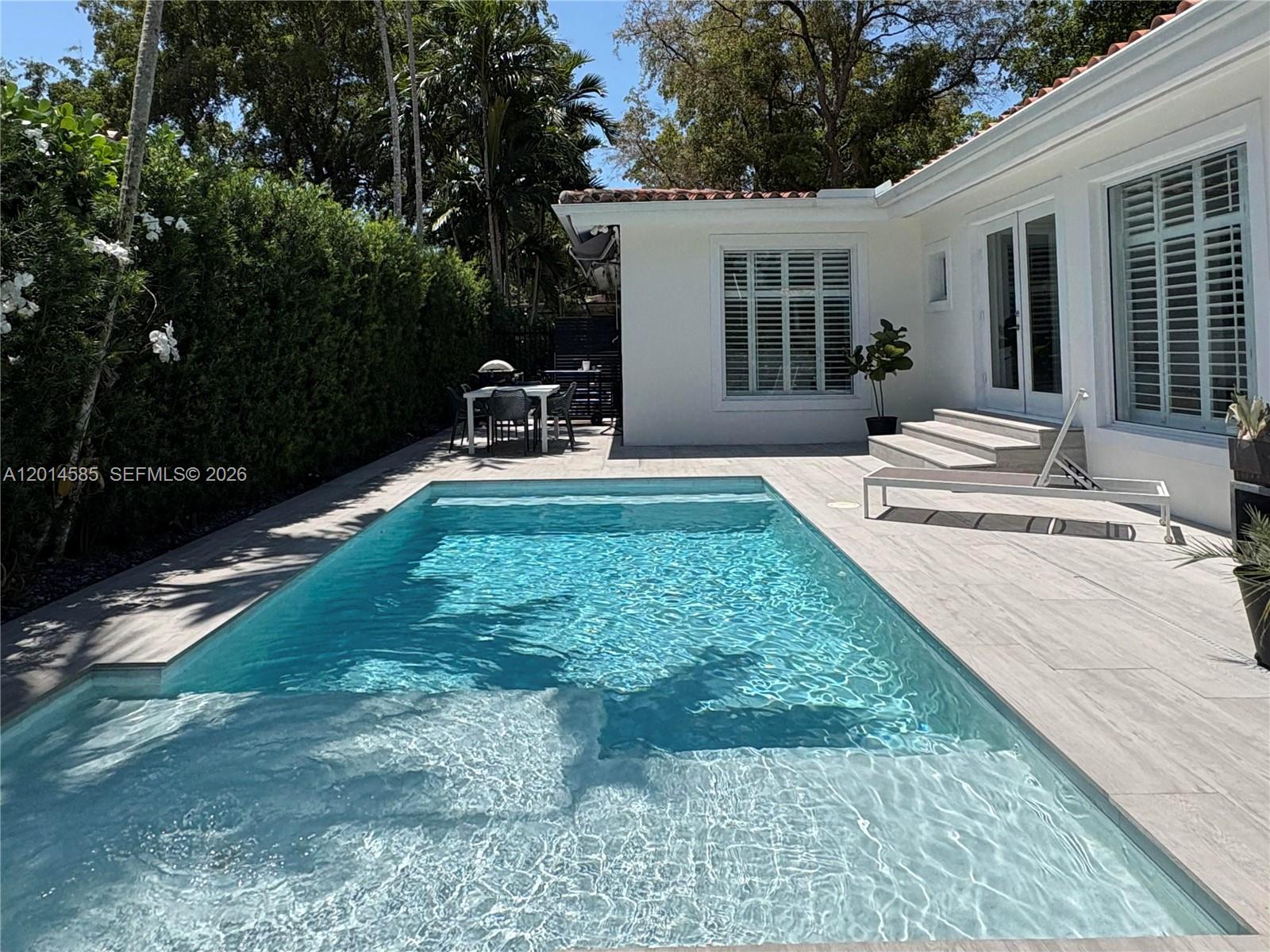 631 Santurce Ave Coral Gables, FL 33143