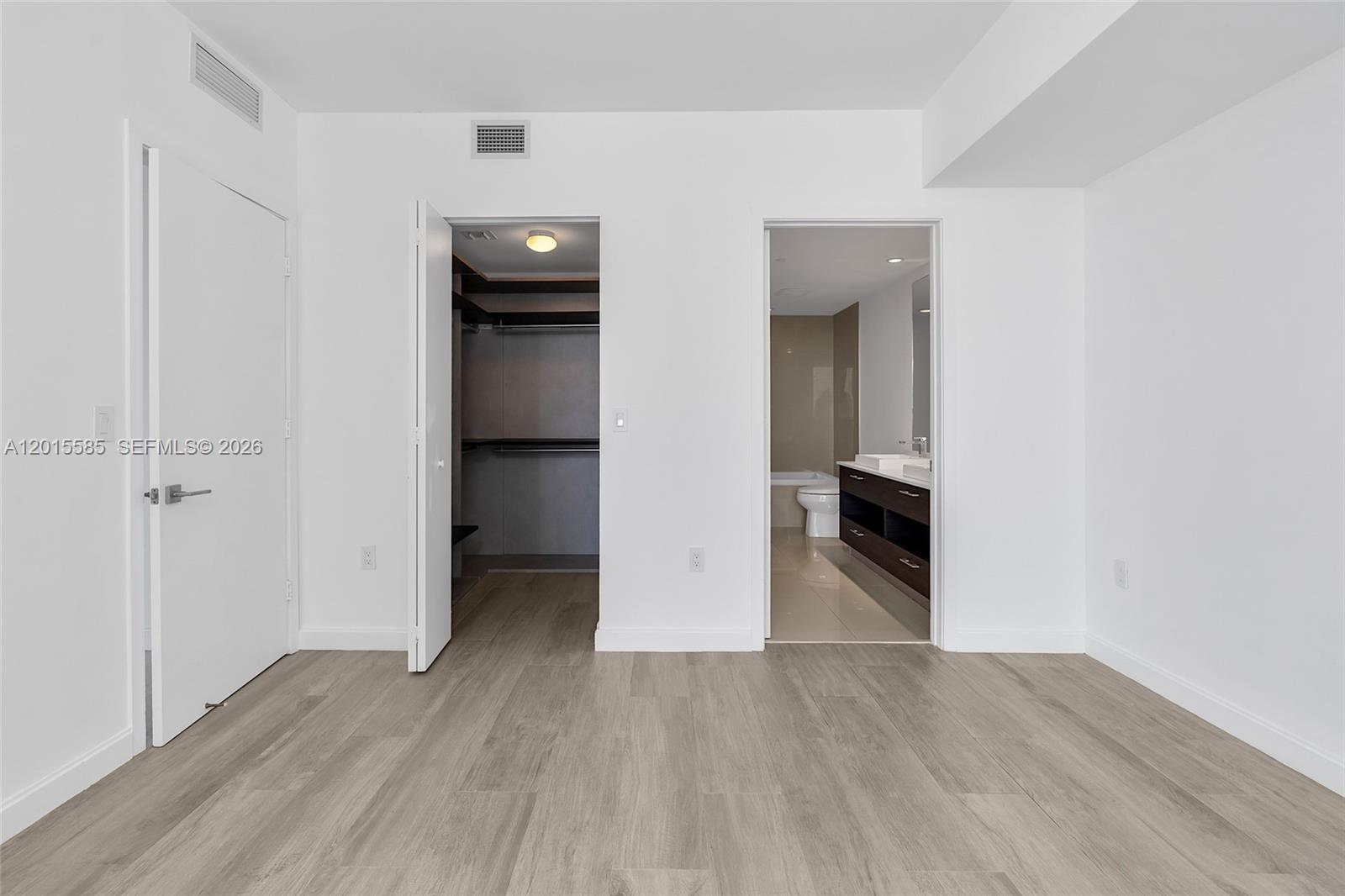 image Brickell Heights East19