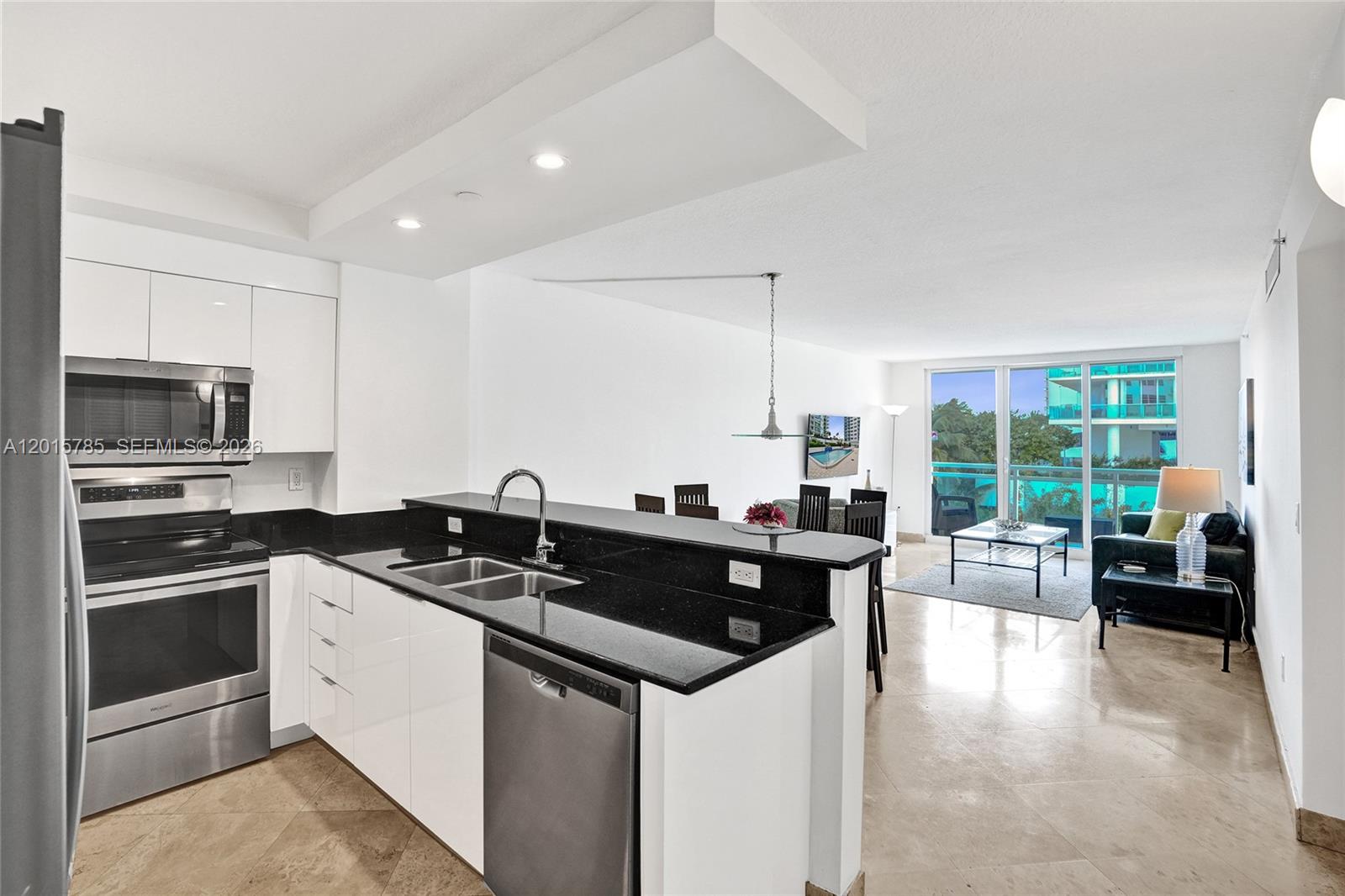 6917 Collins Ave #503 Miami Beach, FL 33141
