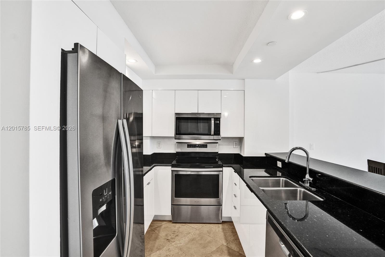 6917 Collins Ave #503 Miami Beach, FL 33141