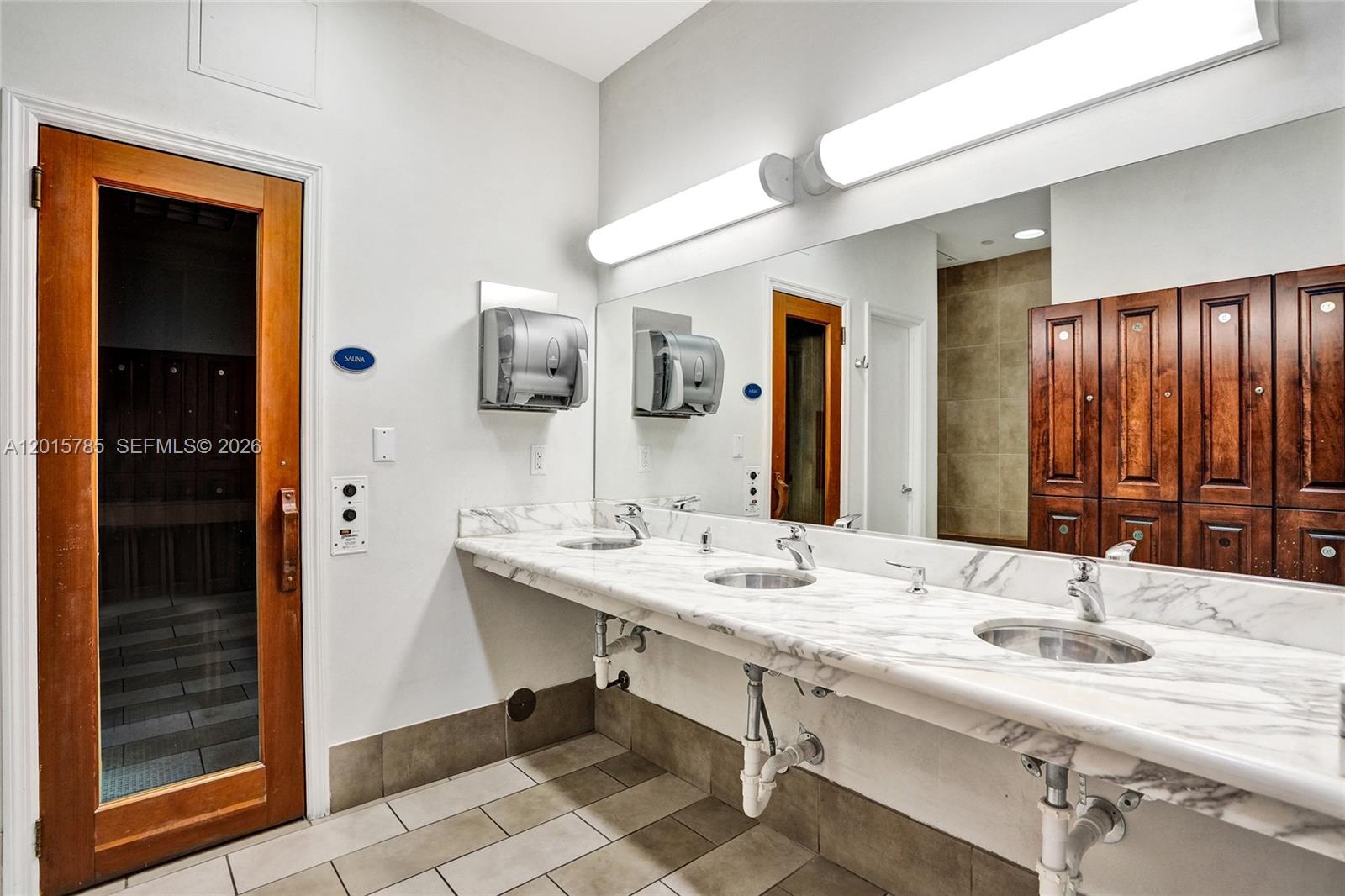 6917 Collins Ave #503 Miami Beach, FL 33141