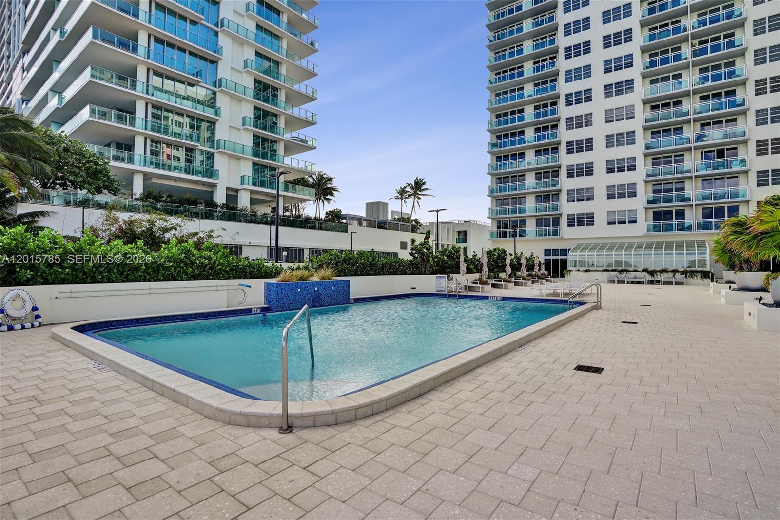 6917 Collins Ave #503 Miami Beach, FL 33141