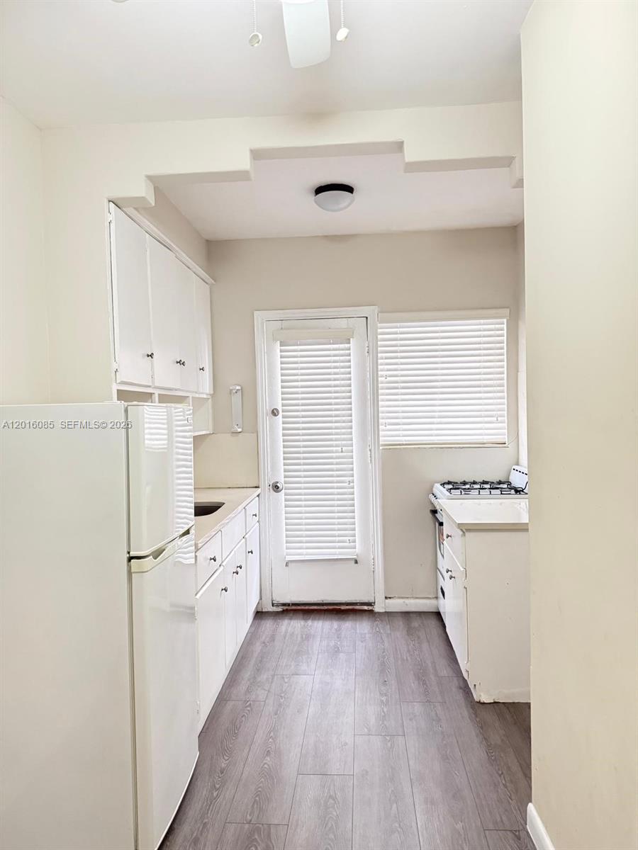 1007 Meridian Ave #9