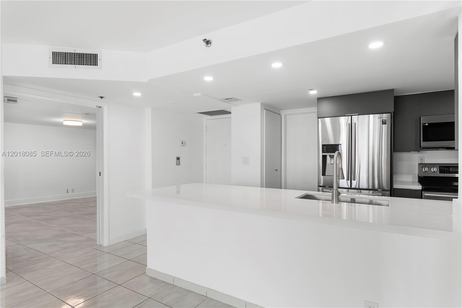 1717 NE Bayshore Dr #A-2736 Miami, FL 33132