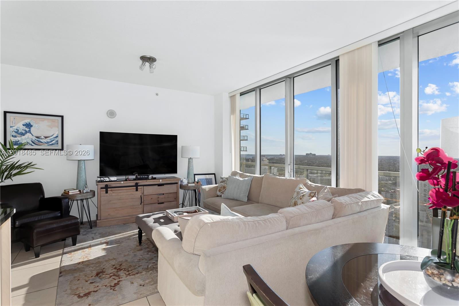 1111 SW 1st Ave #2925-N Miami, FL 33130