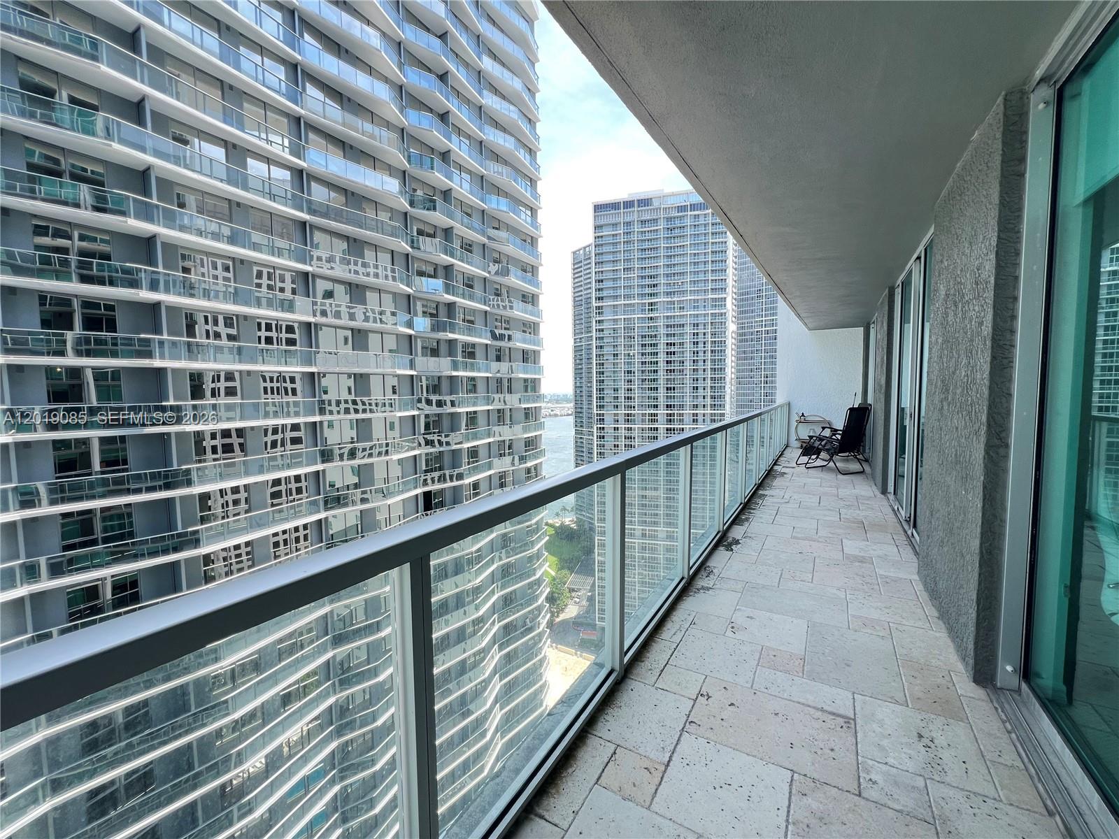 55 SE 6th St #3305 Miami, FL 33131