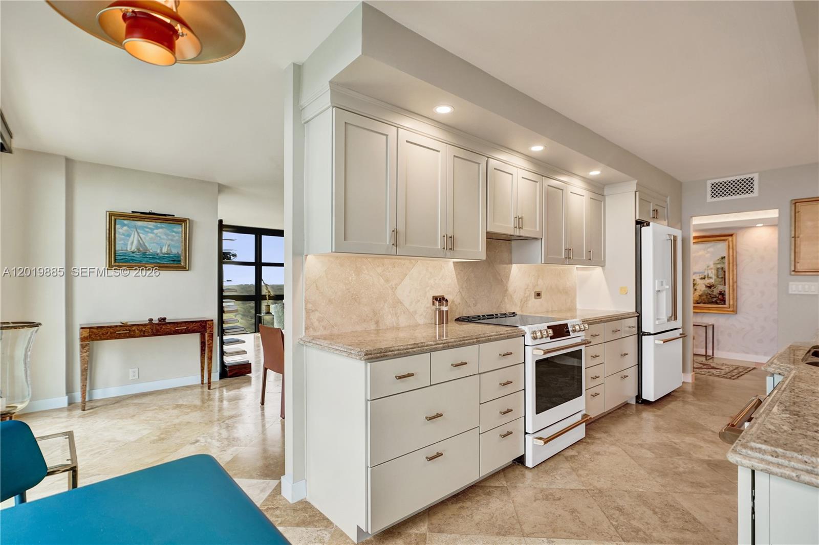 1111 Crandon Blvd #B1108 Key Biscayne, FL 33149